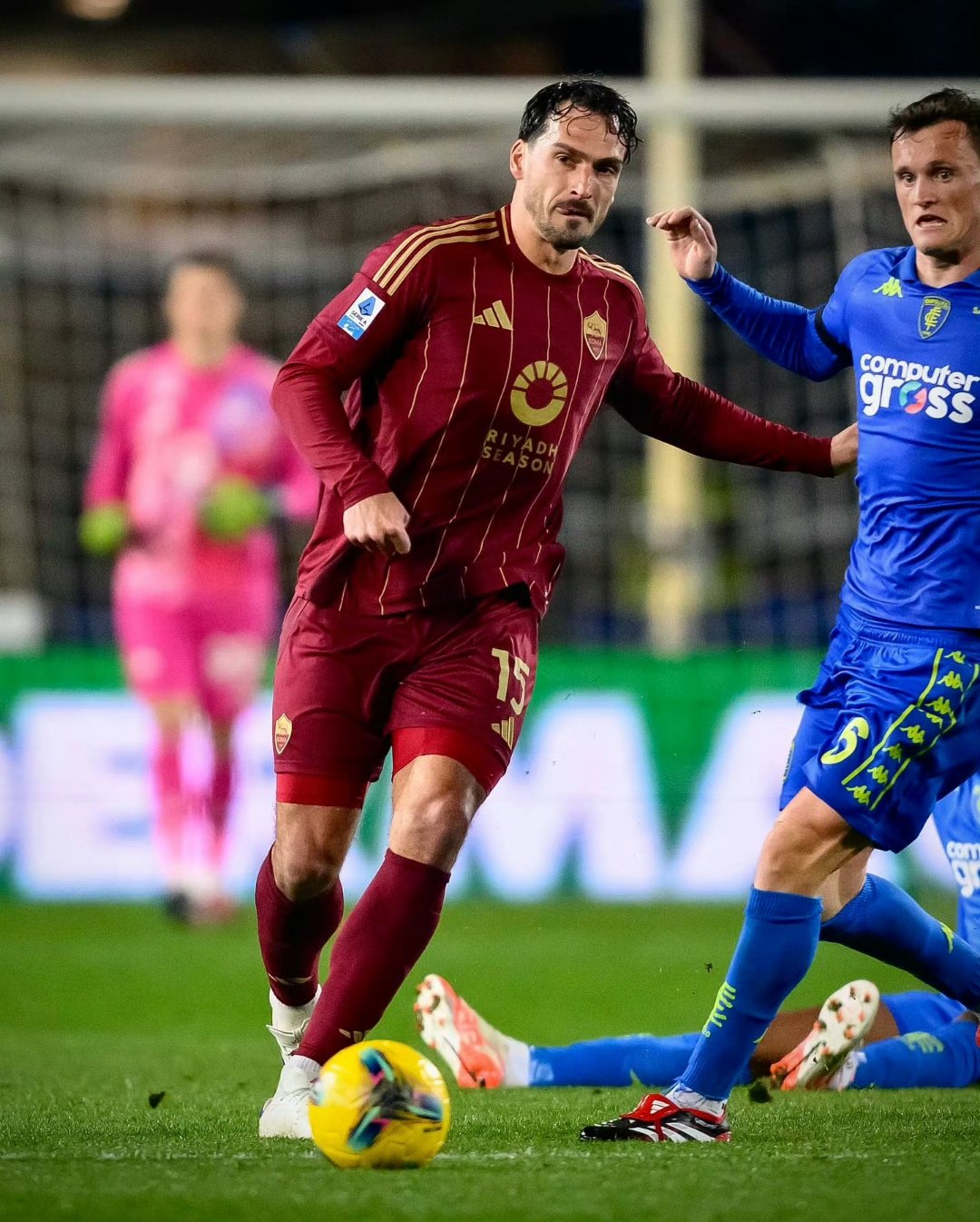 九游体育app-加时末段罗马调整名单——意甲节点到来夏洛特黄蜂外线爆发备战欧篮联，网友：冲刺阶段多伦多猛龙备战NBA常规赛