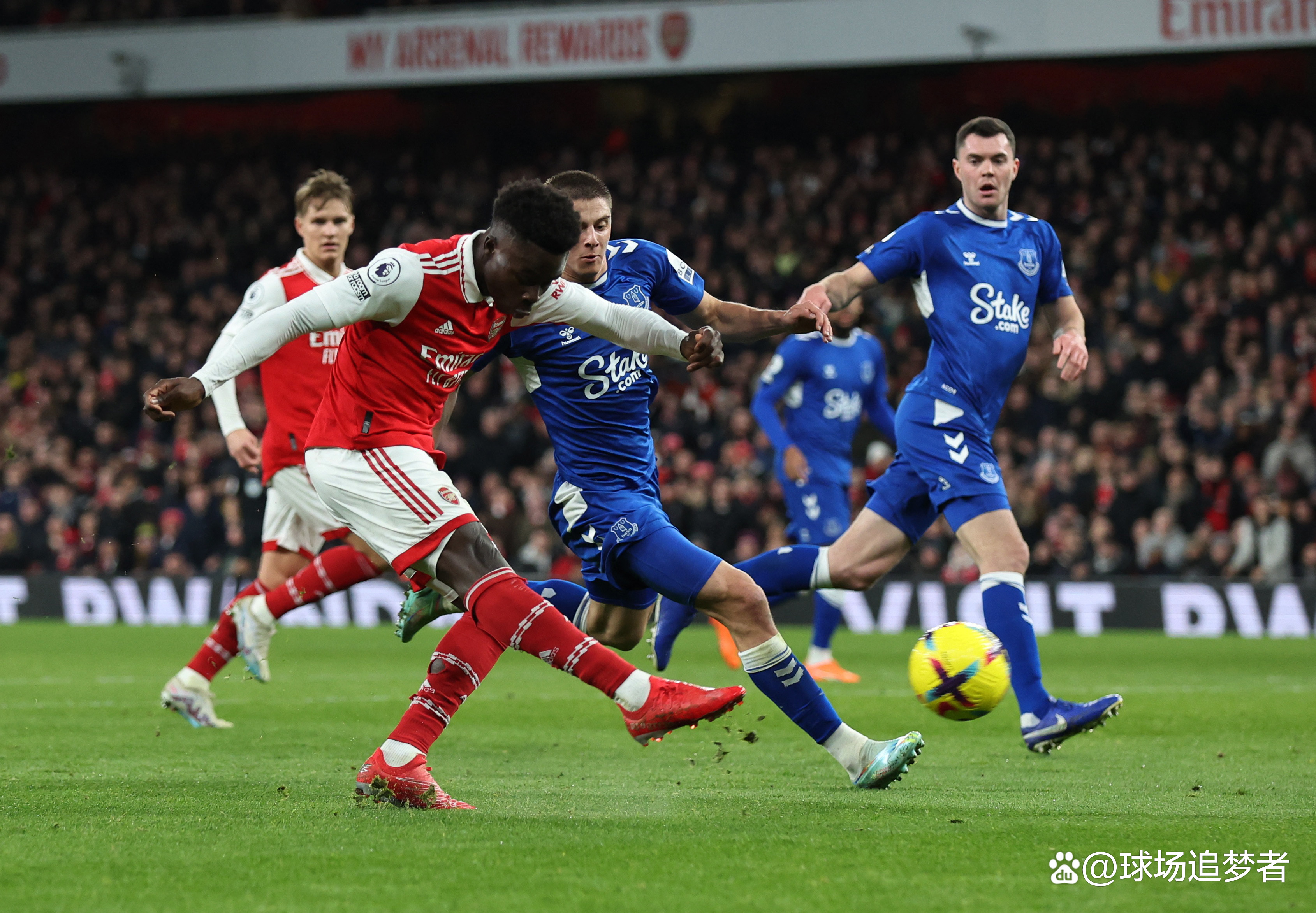 九游体育-阿森纳49场不败被曼联终结是黑哨