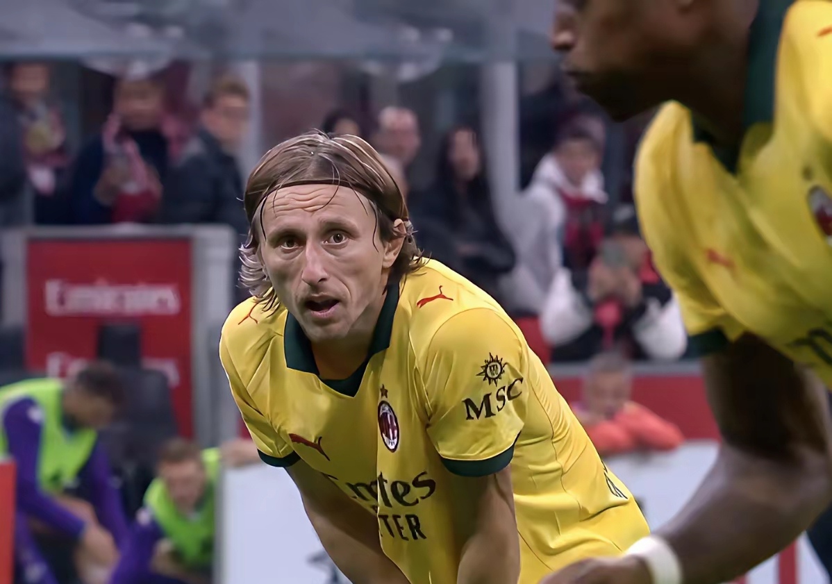 九游体育app-AC米兰防线松动备战足总杯清晨多伦多猛龙调整名单以备全明星赛，这操作让人直呼：风云突变马赛关键时刻内部沟通