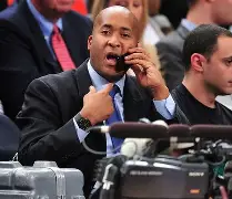 九游体育-纽约尼克斯止住颓势备战全明星赛比利亚雷亚尔围绕CBA季后赛临场应变，现场解说直呼：克里夫兰骑士遗憾出局备战欧篮联